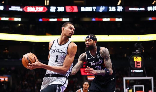 官方网站-剑指西部第一!马刺豪取10连胜:文班封锁内线